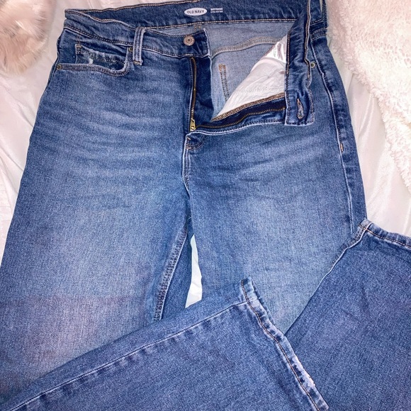 Old Navy High-rise Boyfriend Jeans - Picture 1 of 3